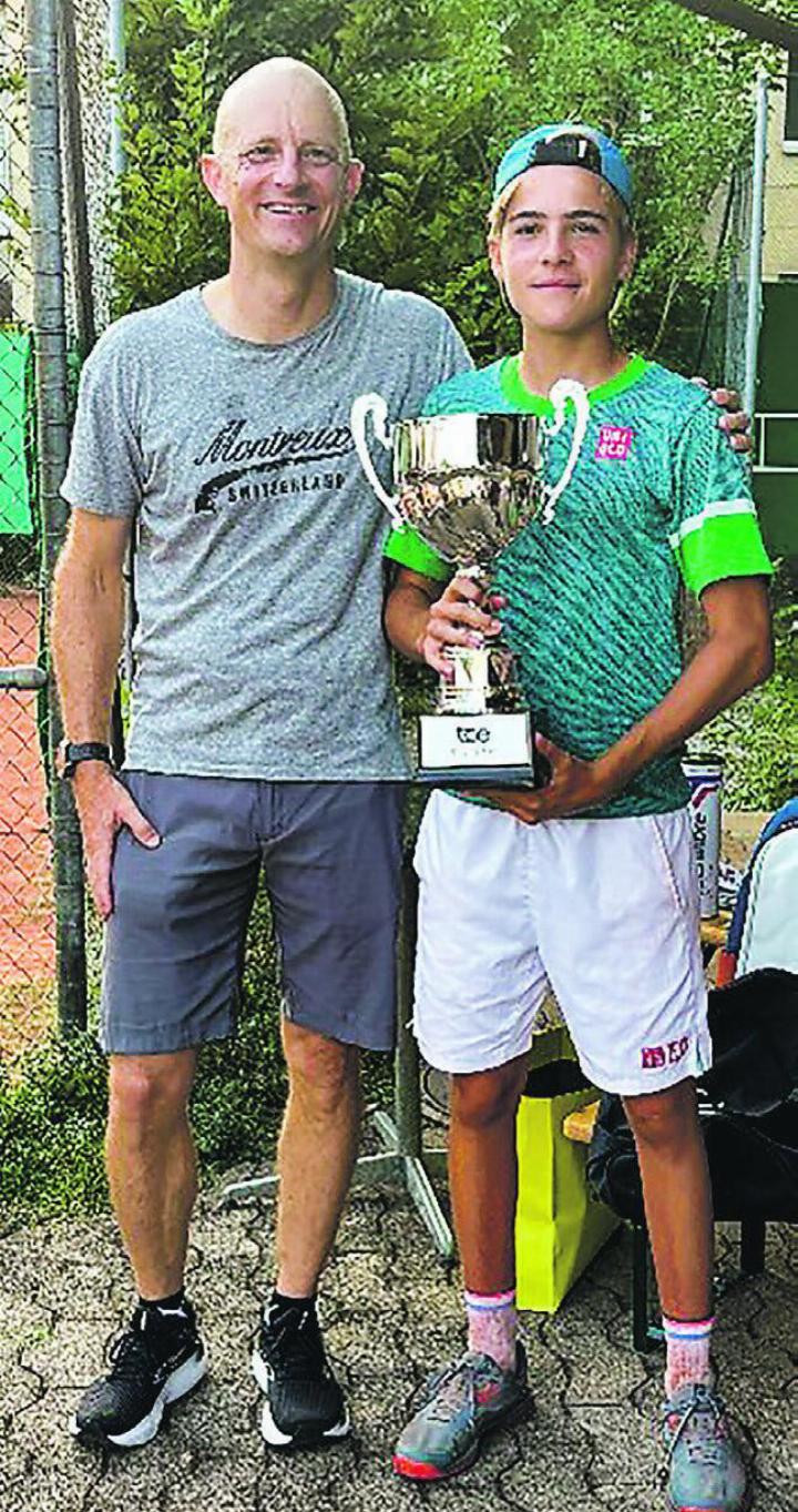 Boten ein packendes Finale: Clubmeister Simon Frei (r.) und Jürg Randegger. Bild: zvg