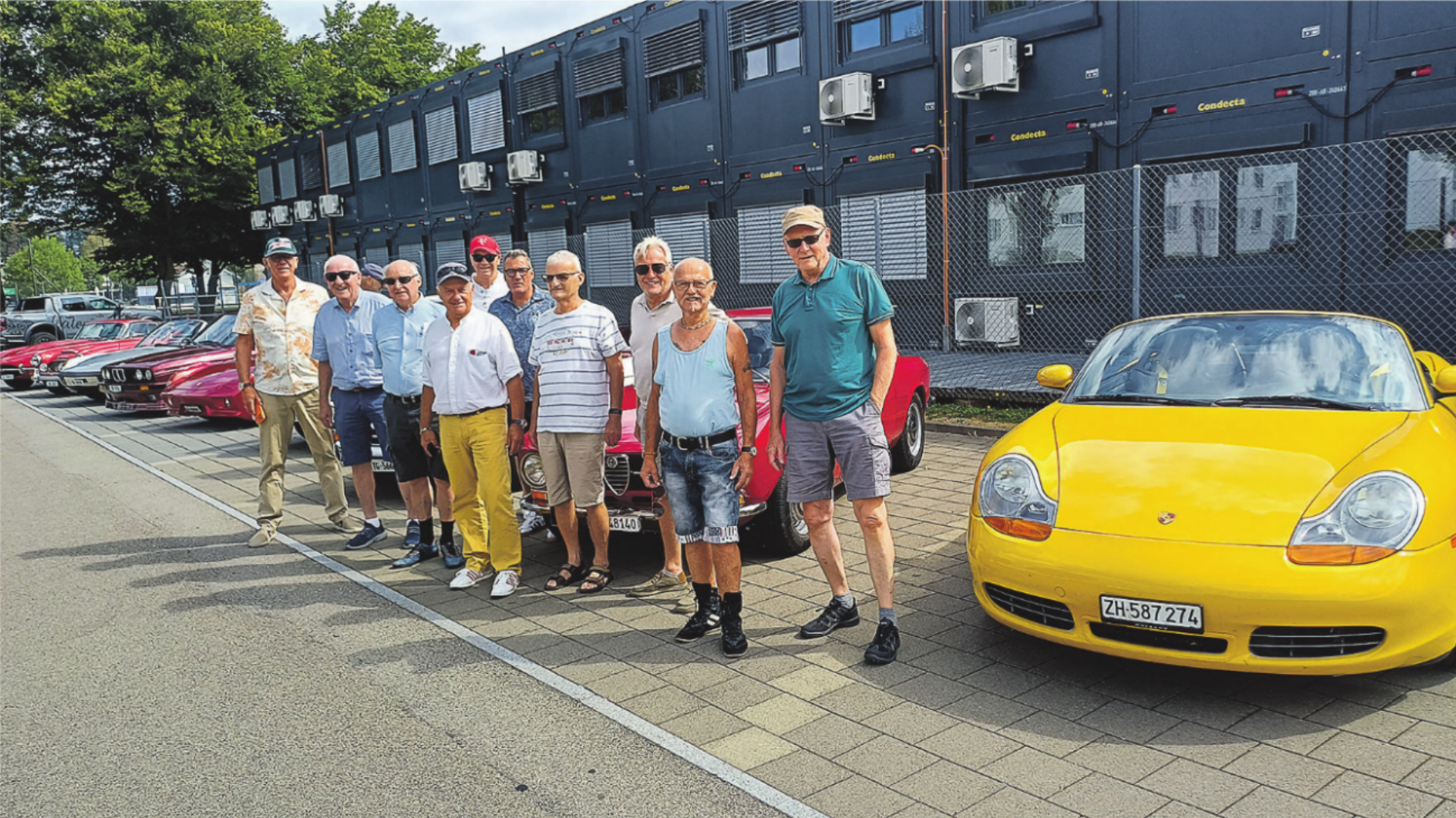 Oldtimer-Liebhaber aus Aadorf waren unterwegs - Das Bild wird blockiert. – Möglicherweise durch einen aktiven Adblocker.