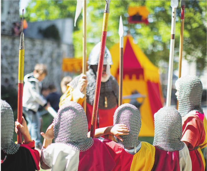 Mittelaltertag auf Schloss Frauenfeld: buntes Programm für die ganze Familie. Bild: zVg