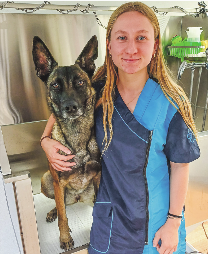 Valerie Balzli ist meist dort, wo auch ihr Hund ist. Bild: Kurt Lichtensteiger