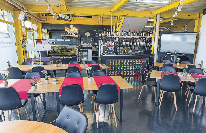 Die Räumlichkeiten von La Cantina an der Industriestrasse in Münchwilen verbinden Gastronomie und Airbrush-Kunst.
