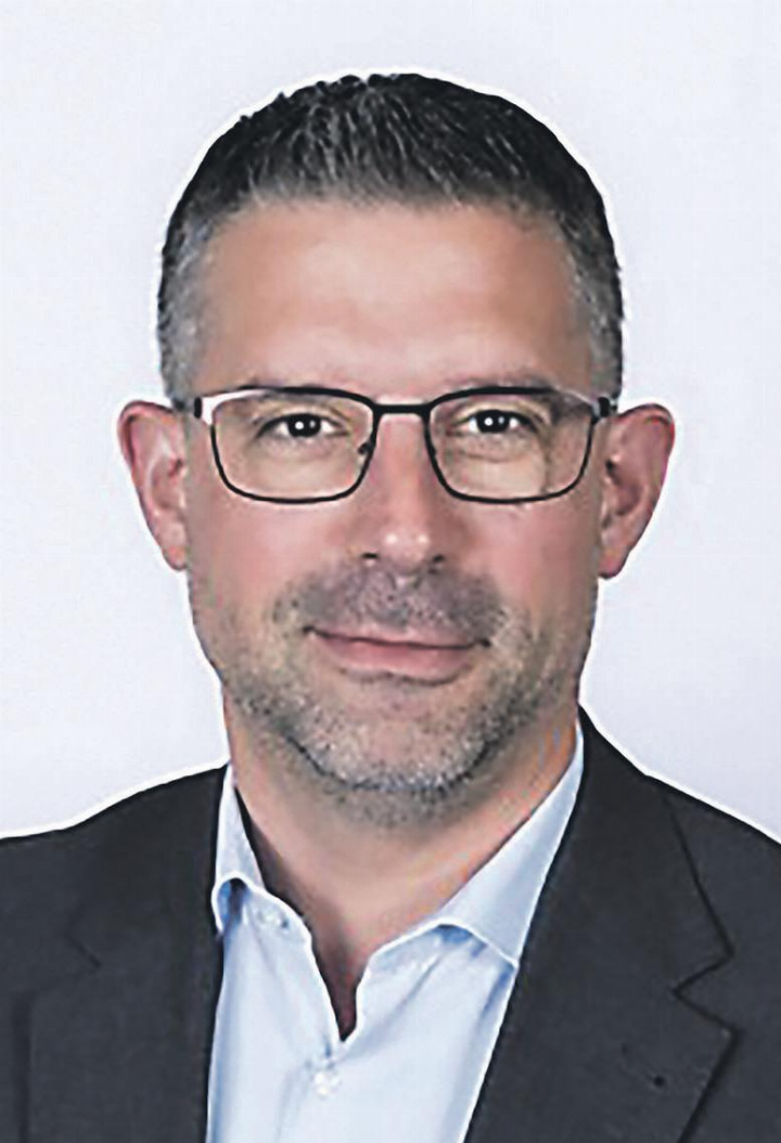 Gemeindepräsident Matthias Küng zeigt sich erfreut über das klare Abstimmungsergebnis. Bild: zVg