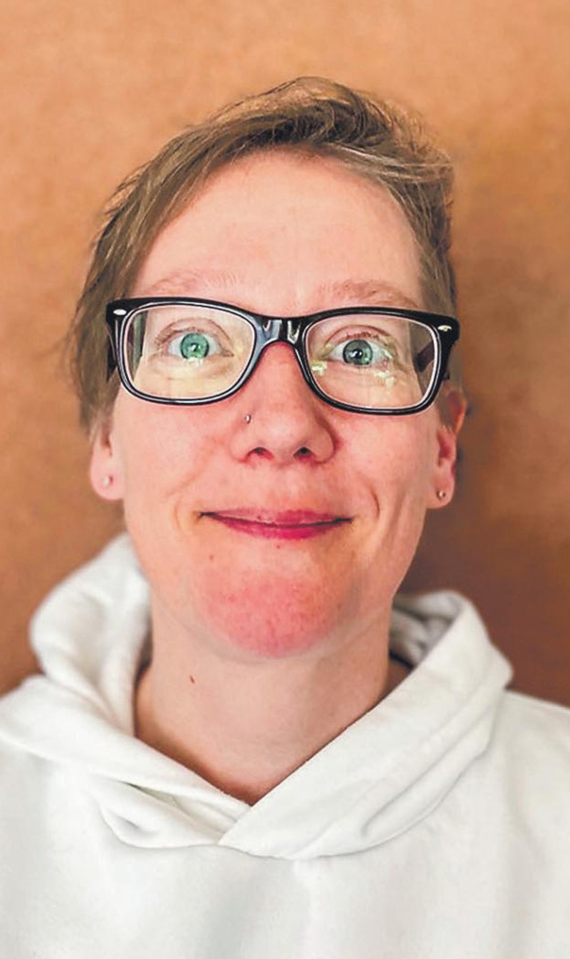 «Zuversicht» auf dem Elgger Geschichtenpfad: Hoffnung ist ein alter Mann und ein zotteliger Hund - Das Bild wird blockiert. – Möglicherweise durch einen aktiven Adblocker.