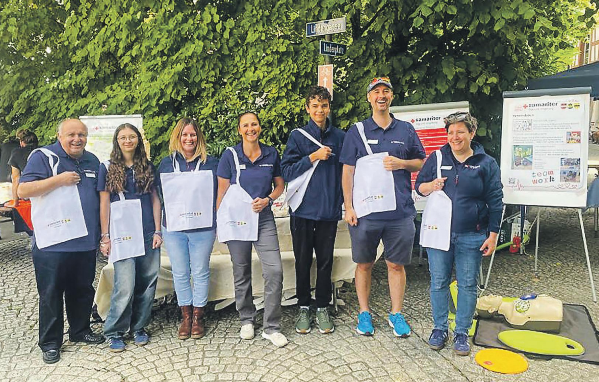 Gemeinsam helfen, lernen und anpacken - Das Bild wird blockiert. – Möglicherweise durch einen aktiven Adblocker.